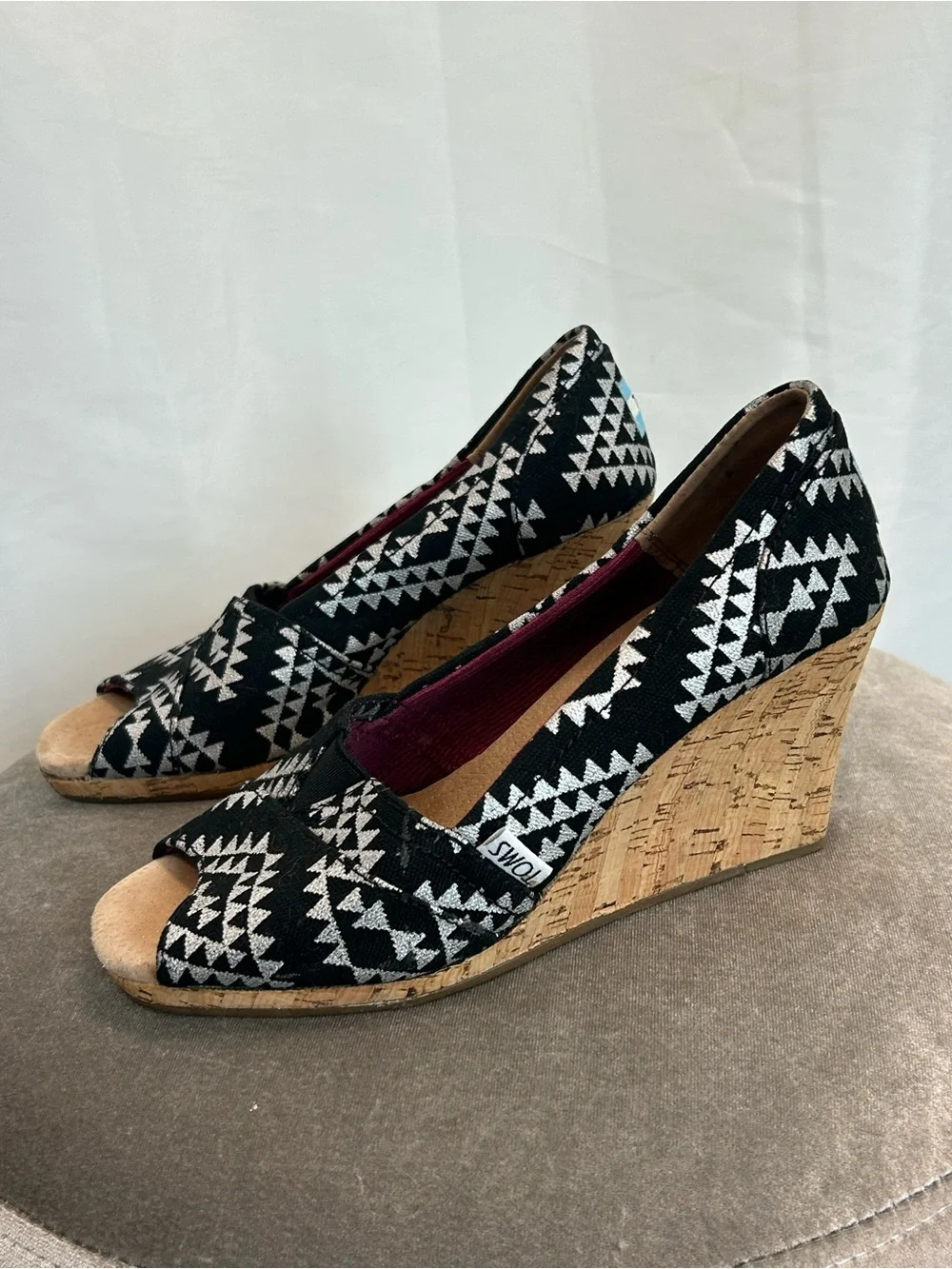 Toms black silver